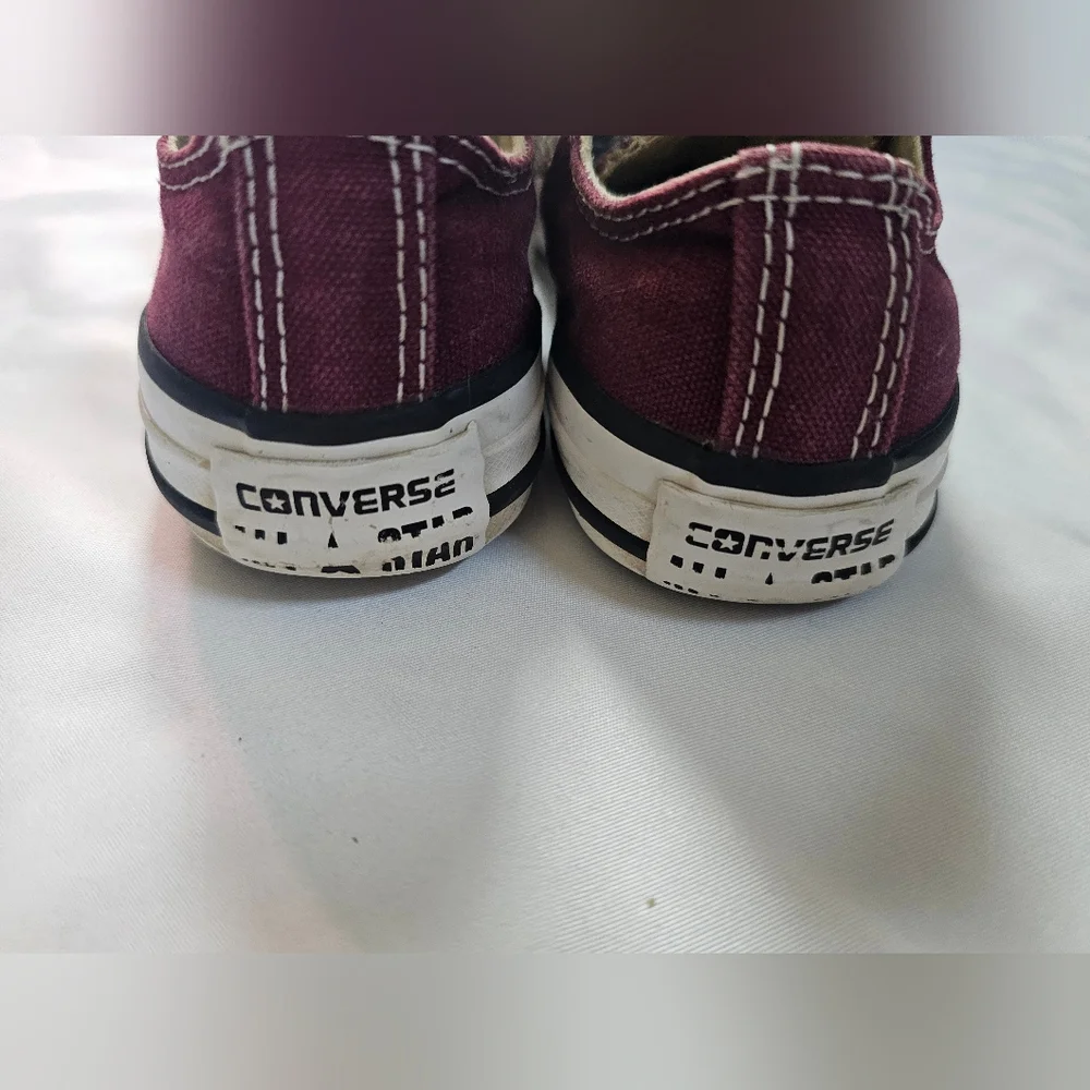 Converse Chuck Taylor All Star Low Top sneakers in Burgundy/Maroon - Toddler 11